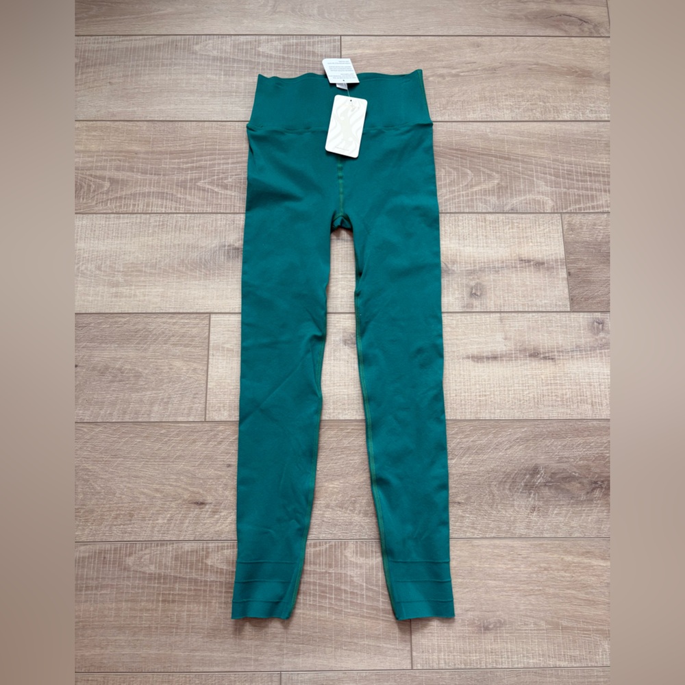 Fabletics Teal Sculpknit leggings NWT - Picture 3 of 6